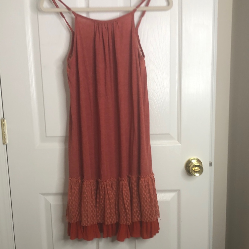 Ryu Sleeveless Dress with Lace Details - Picture 5 of 5